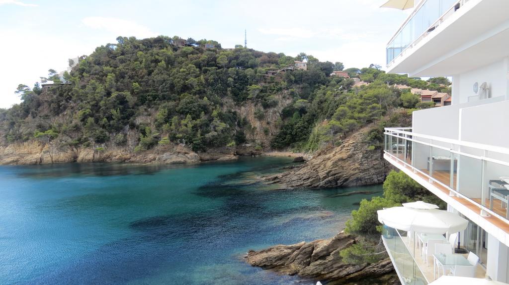 Hotel La Calanque Cavalaire-sur-Mer Exterior photo